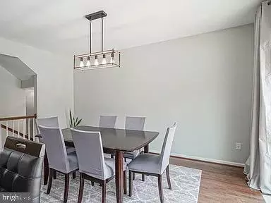 Sicklerville, NJ 08081,40 VILLAGE GREEN LN