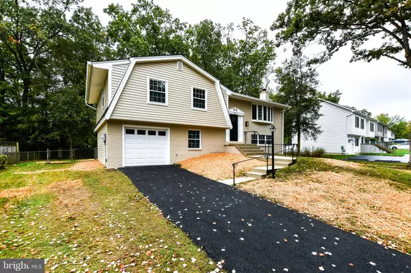 Waldorf, MD 20601,2650 PINEWOOD DR