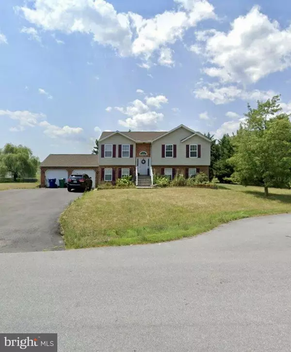 684 DRESDEN CIRCLE, Greencastle, PA 17225