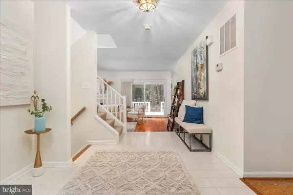 Reston, VA 20194,1290 WEDGEWOOD MANOR WAY