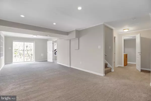 Westminster, MD 21157,444 BENNETT CERF DR