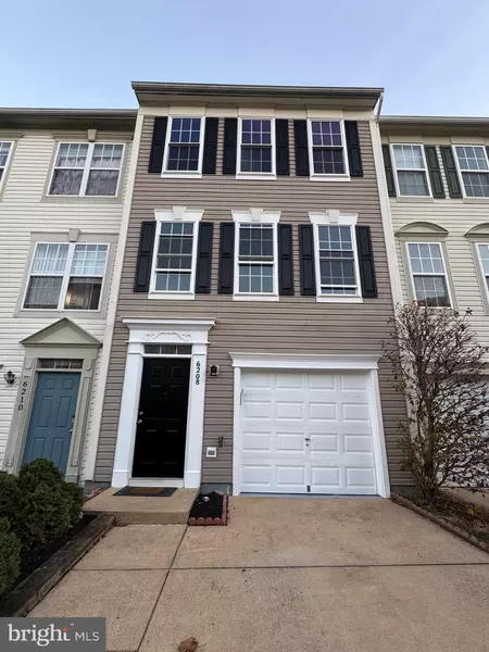 6208 LES DORSON LN, Alexandria, VA 22315