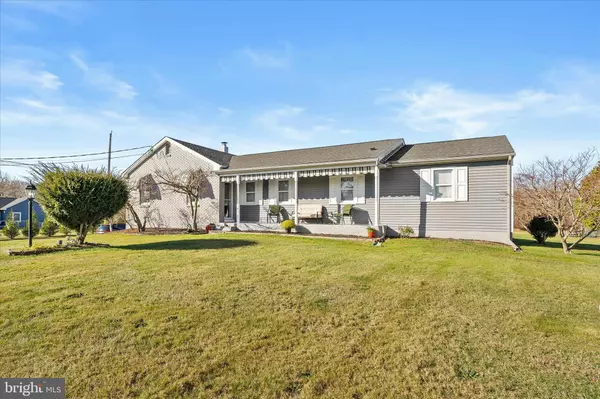 151 WALNFORD RD, Allentown, NJ 08501