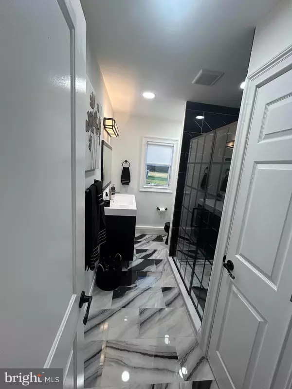 Allentown, NJ 08501,151 WALNFORD RD