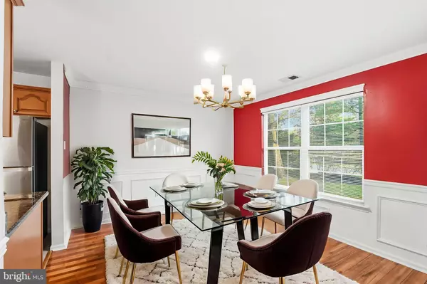 Princeton, NJ 08540,8--B BROOKLINE CT #B