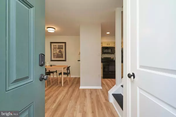 Alexandria, VA 22312,6617 MEDINAH LN