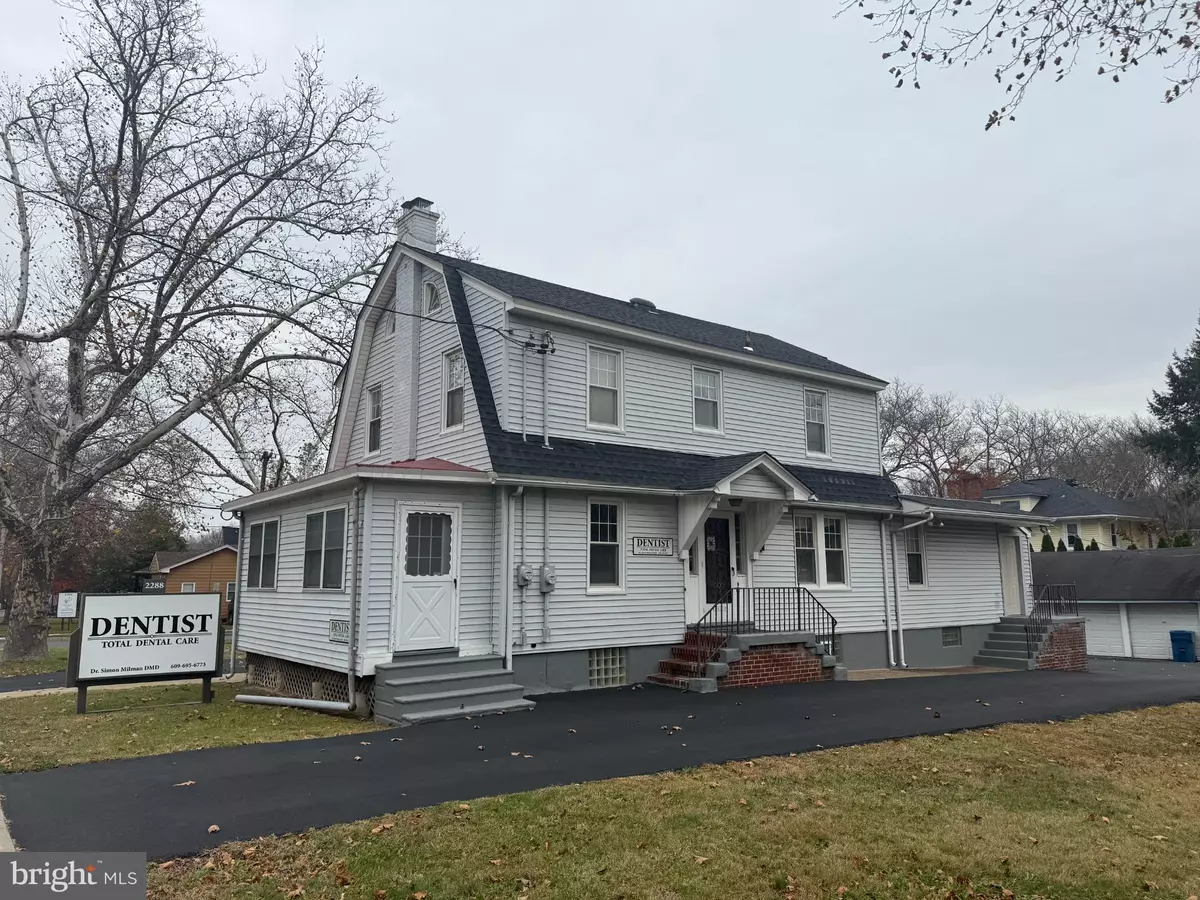 Lawrence Township, NJ 08648,2288 BRUNSWICK AVE