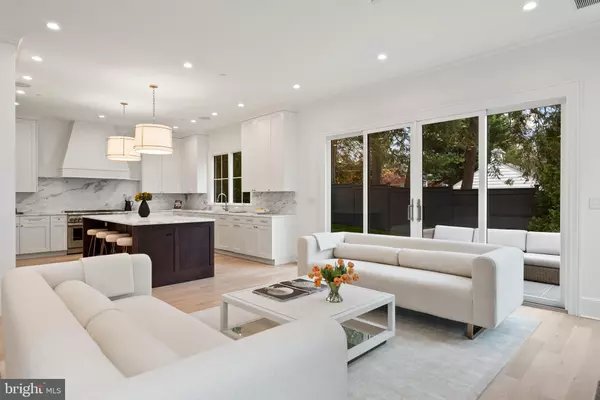 Washington, DC 20016,4905 VAN NESS ST NW