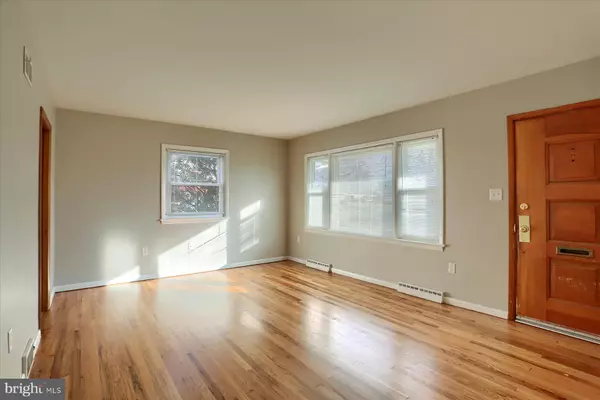 Harrisburg, PA 17109,3240 CLOVERFIELD RD