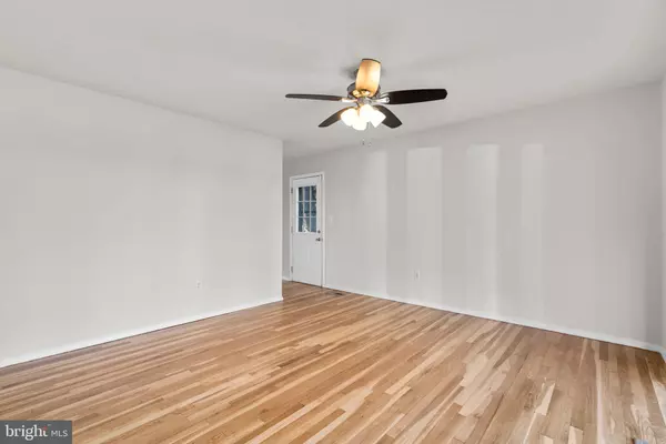 Glen Burnie, MD 21061,8111 PHIRNE RD E