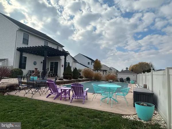 Palmyra, PA 17078,11 WICKERBERRY LN