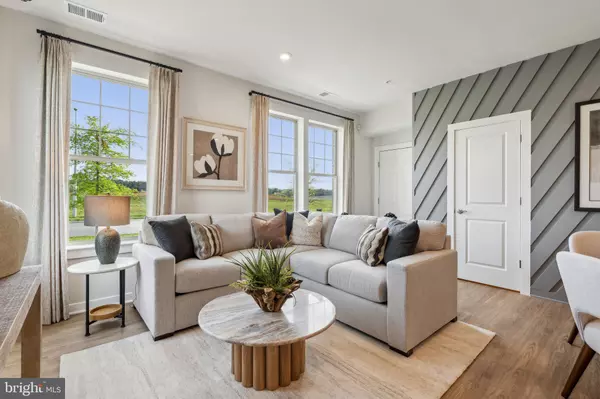 Leesburg, VA 20175,1043 INFERNO TER SE