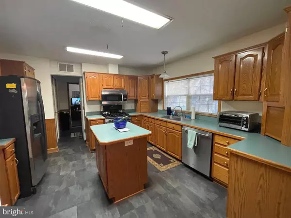 Millsboro, DE 19966,32848 ELIZABETH DR