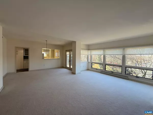 Charlottesville, VA 22902,250 WEST MAIN ST #402