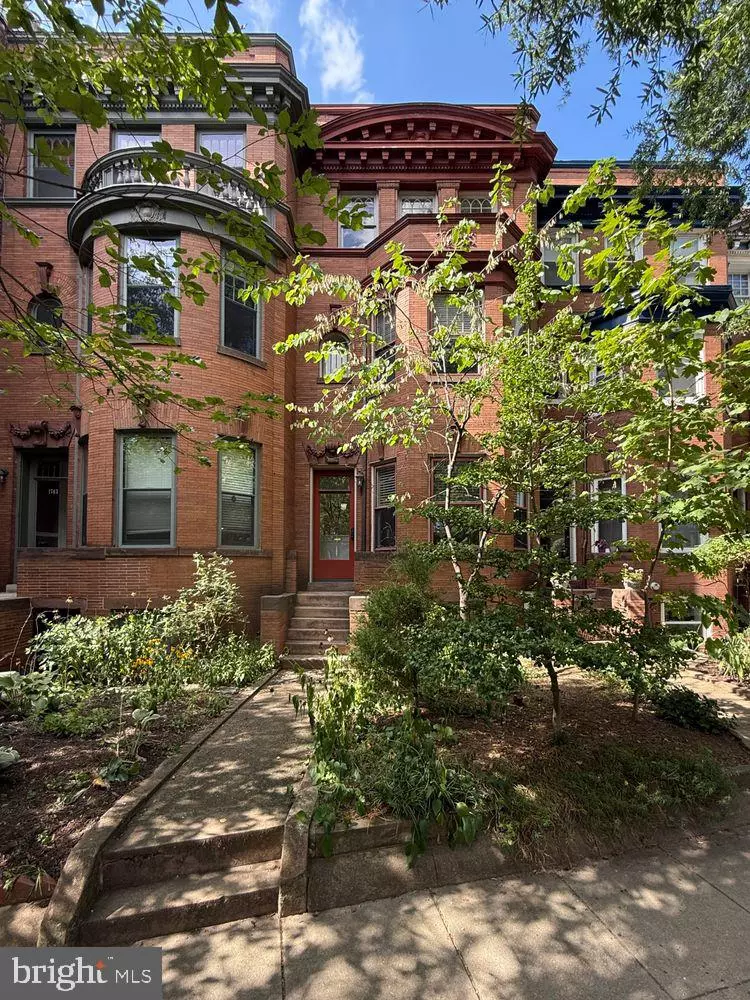 Washington, DC 20010,1741 PARK RD NW