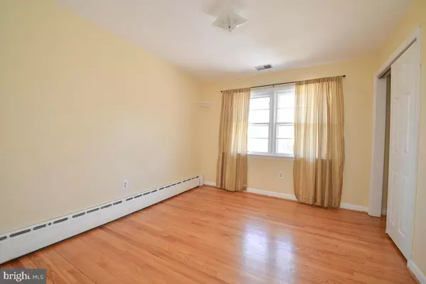 Falls Church, VA 22044,3035 HAZELTON ST