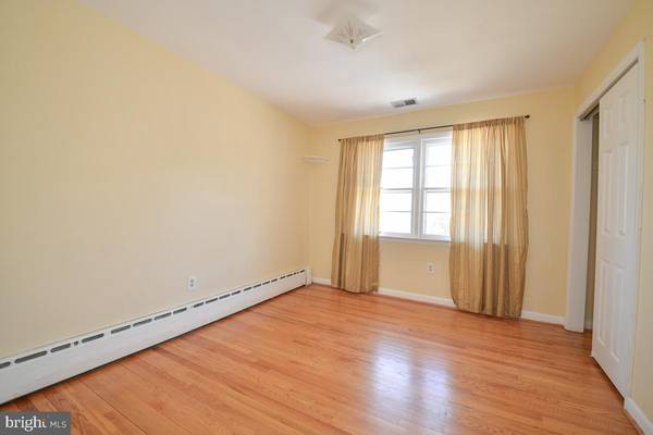 Falls Church, VA 22044,3035 HAZELTON ST