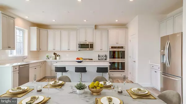 Waldorf, MD 20603,8633 RESILIENCE ST