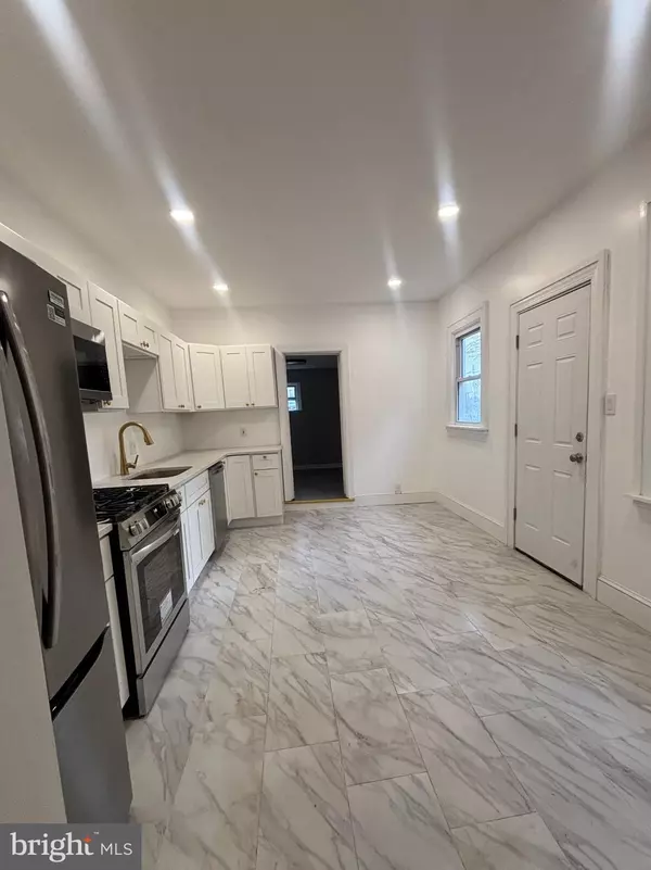 Lancaster, PA 17603,624 POPLAR ST