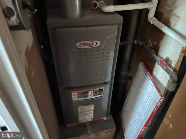 Philadelphia, PA 19115,9921 BUSTLETON AVE #Q-9