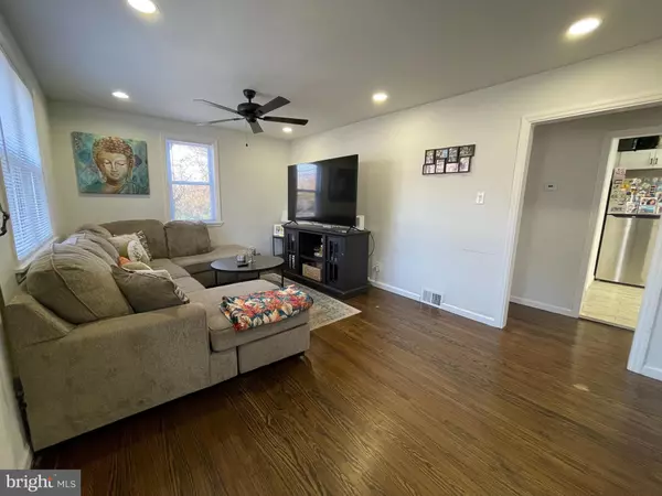 Woodbury, NJ 08096,1287 CLEMENTS BRIDGE RD