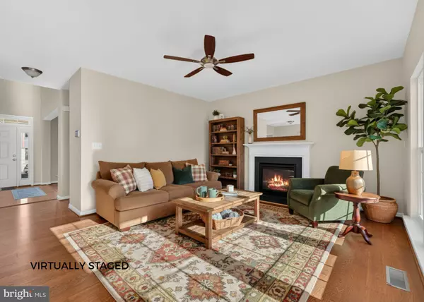 Charles Town, WV 25414,231 COLONIAL DR