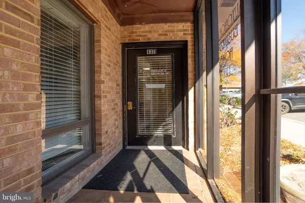 Woodbridge, VA 22192,4311 RIDGEWOOD CENTER DR #A