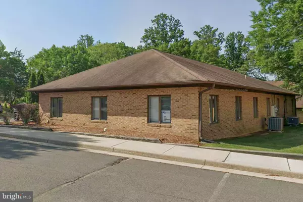 Woodbridge, VA 22192,4311 RIDGEWOOD CENTER DR #A