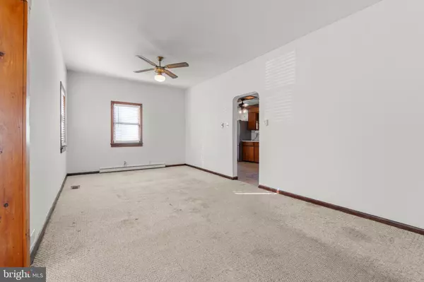 Carneys Point, NJ 08069,262 LAUREL STREET