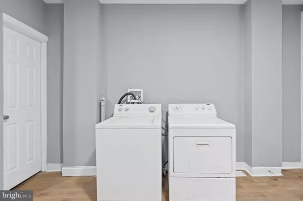 Baltimore, MD 21218,652 BARTLETT AVE