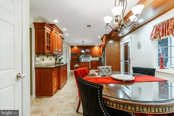 Jenkintown, PA 19046,841 RODMAN AVE