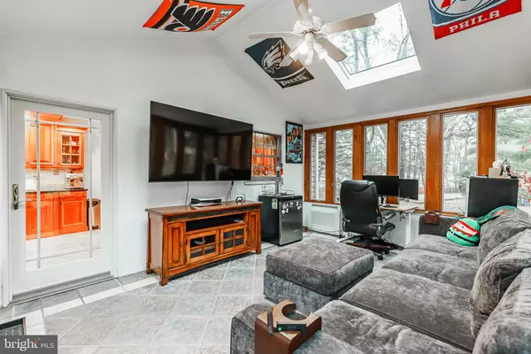 Jenkintown, PA 19046,841 RODMAN AVE