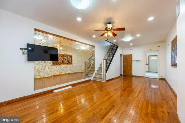 Philadelphia, PA 19148,628 MCCLELLAN ST