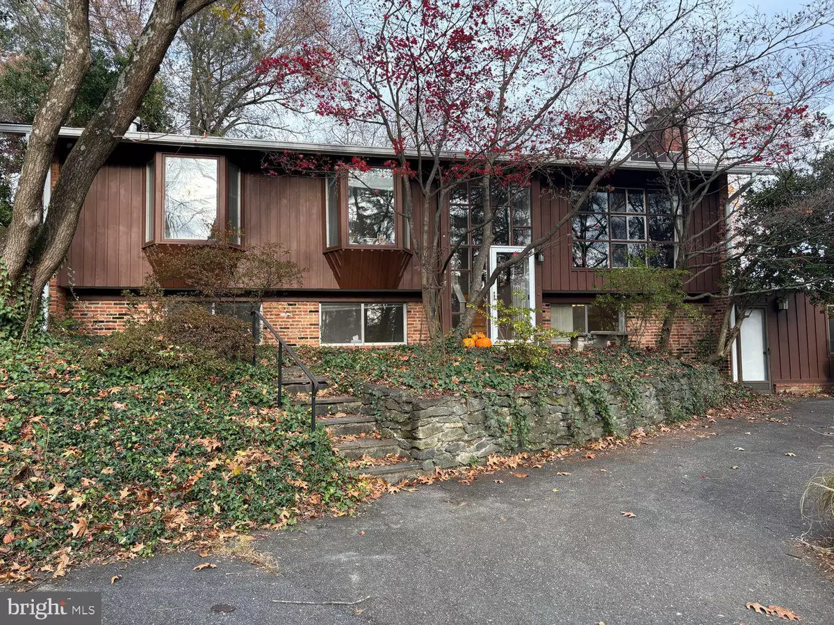 Bethesda, MD 20817,6418 BANNOCKBURN DR