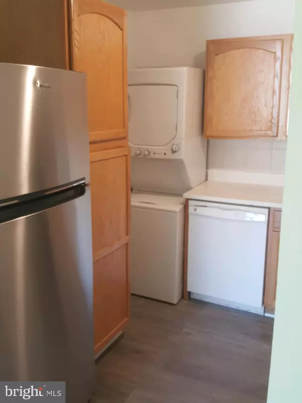 Greenbelt, MD 20770,8685 GREENBELT RD #102