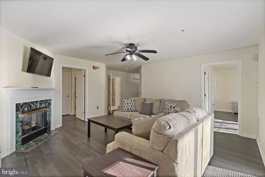 8901 STONE CREEK PL #T-3, Pikesville, MD 21208