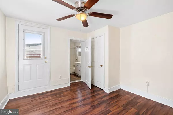 Philadelphia, PA 19127,4550 SILVERWOOD #A