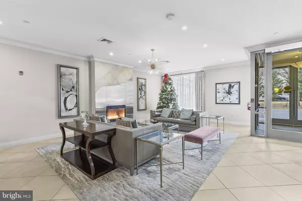 Alexandria, VA 22303,2451 MIDTOWN AVE #1413