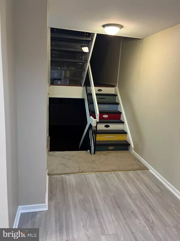 Sicklerville, NJ 08081,218 KEATS CT