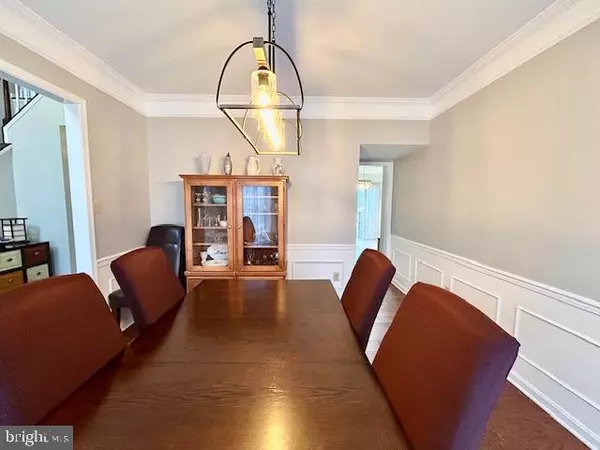 Germantown, MD 20876,5 MILESTONE MANOR CT