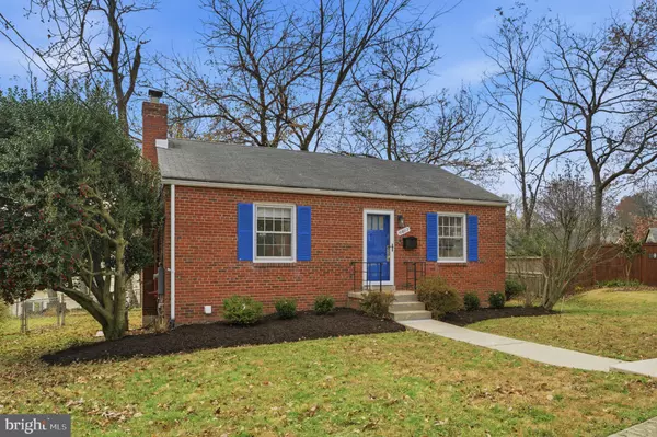 Kensington, MD 20895,10802 STELLA CT