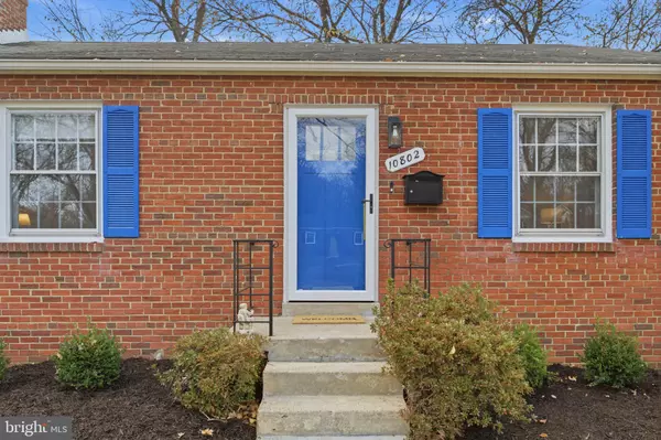 Kensington, MD 20895,10802 STELLA CT