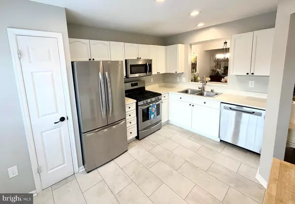 Sterling, VA 20164,46756 WOODMINT TER