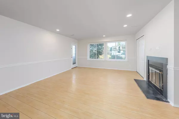 Cherry Hill, NJ 08003,1825 THE WOODS II