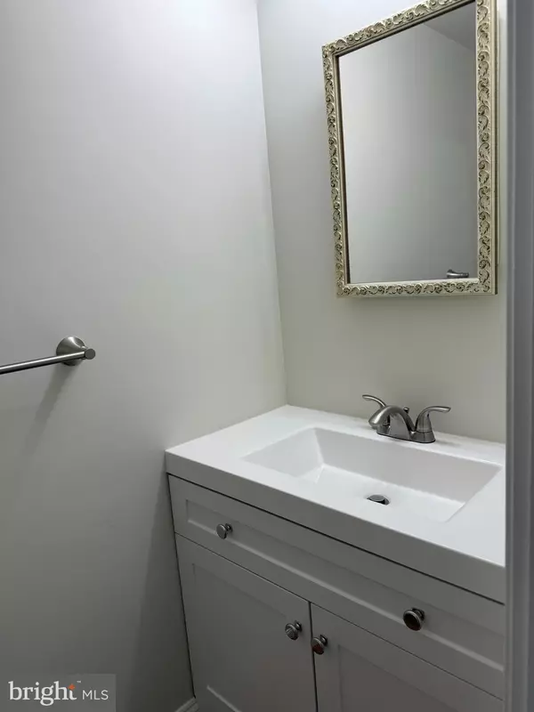 Alexandria, VA 22312,4602 LINMAR CT