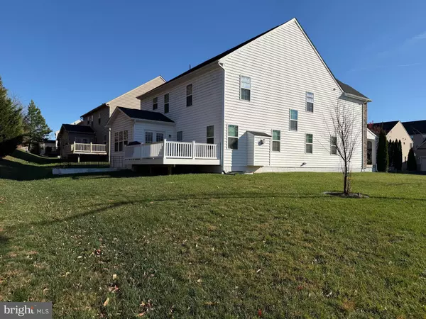 Woodbridge, VA 22192,4401 WEEJUN LOOP