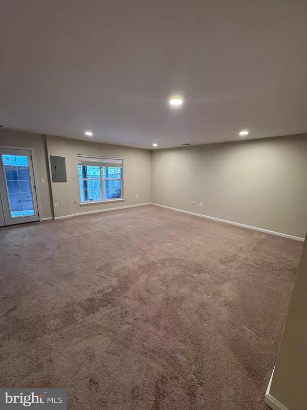 Woodbridge, VA 22191,15666 MENDOZA LN