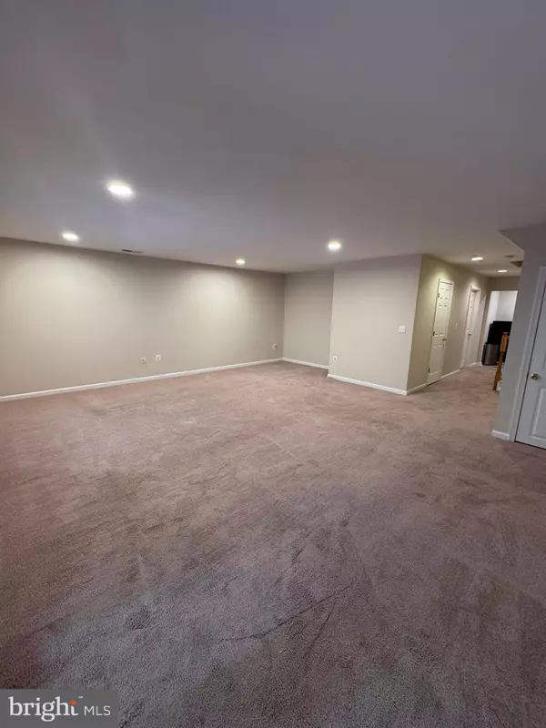 Woodbridge, VA 22191,15666 MENDOZA LN