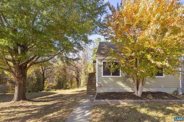 Charlottesville, VA 22901,572 WHITCOVER CIR