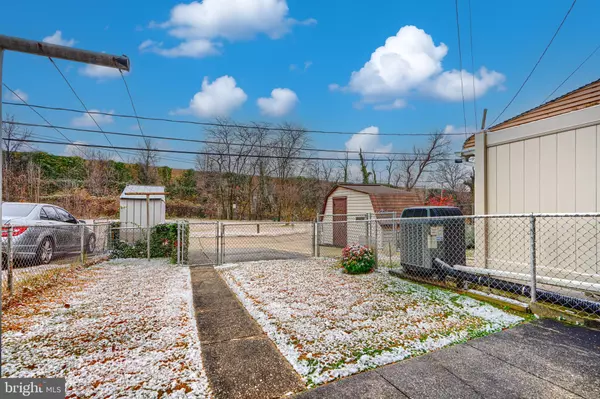 Baltimore, MD 21227,934 REGINA DR